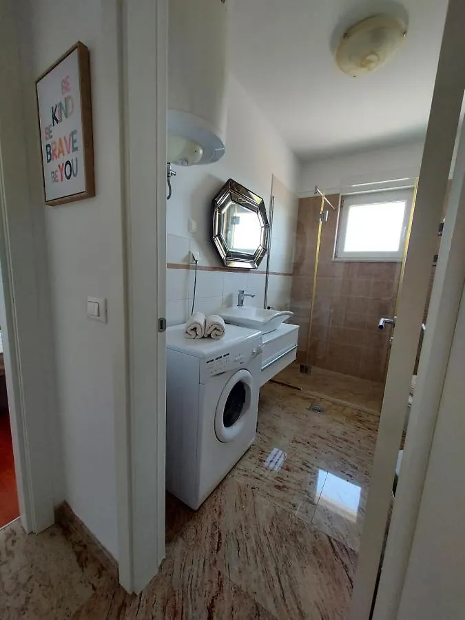 Kleopatra'S Suit Apartment Rijeka Croatia